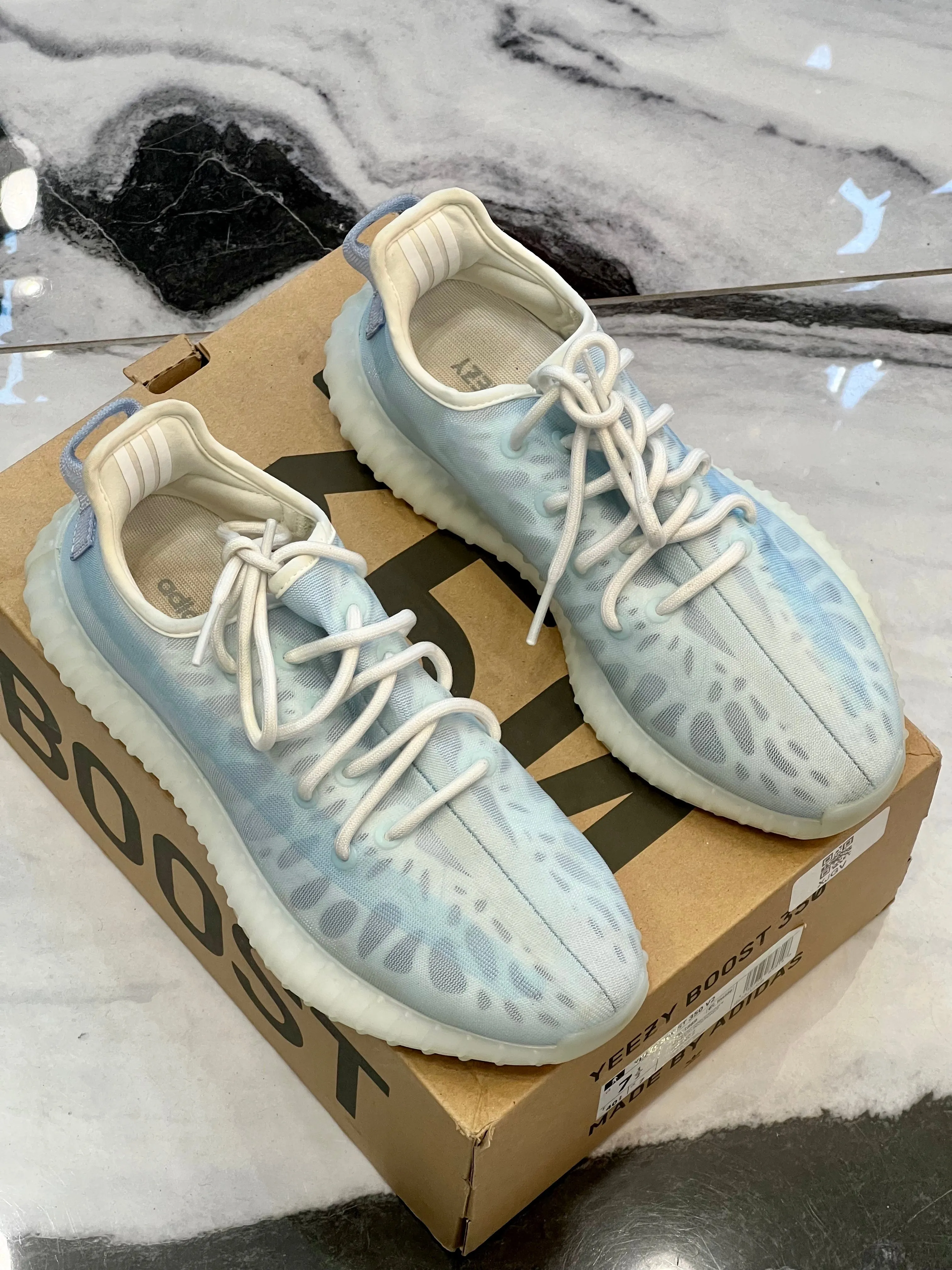 ADIDAS YEEZY BOOST 350 V2 SNEAKERS-MONO ICE