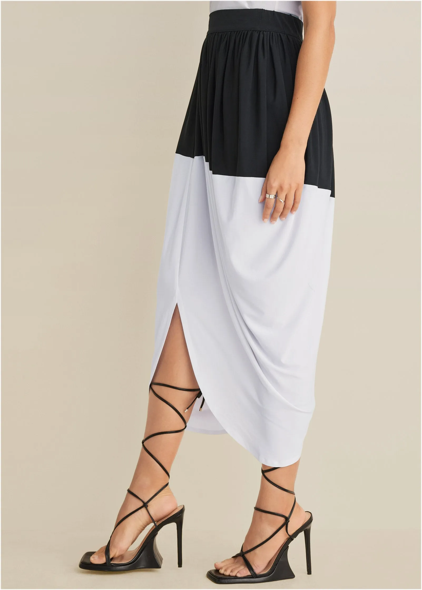 Front Slit Midi Skirt - Black & White